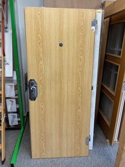 Prodám vstupní dveře do bytu