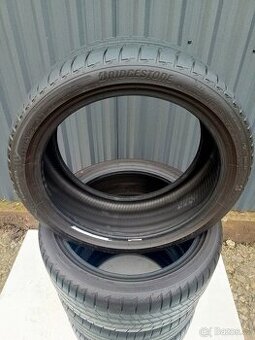 225/40R18 letní pneu vzorek 6-6,5mm