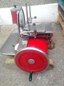 Starý nářezový stroj Berkel . Koupím