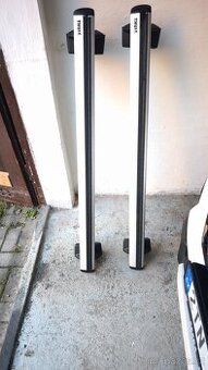 thule wingbar na Corollu