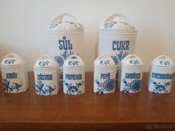 Dózy a kořenky se vzorem cibulák