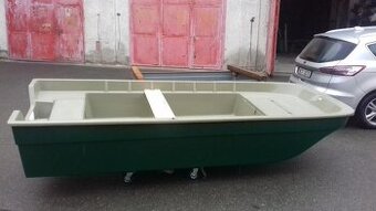 Rybářský člun, loď, veslice Ka 370