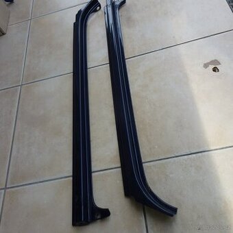 Suzuki Samurai spojnice rámu s oknem cabrio