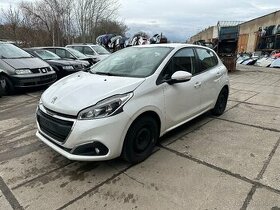 Peugeot 208 1.2i rok 2016
