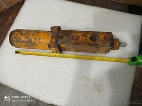 UN-053 hydraulický rozvaděč ZTS