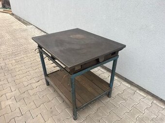 245. Pracovní stůl, rýsovací, svařovací deska 1000x800