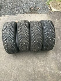 215/60/16 zimní pneu s hroty prodám