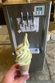 Zmrzlinovy stroj Profesionální 3-pákový