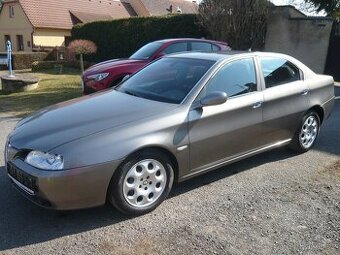 Alfa Romeo 166 2.4 JTDm Distinctive 129kW