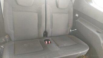 Dacia Lodgy sedačky