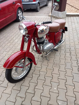 Jawa 250 kývačka model 353