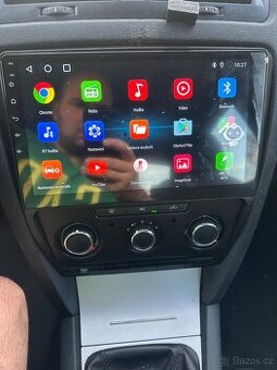 ŠKODA OCTAVIA 2 Android , Apple Car play radio.