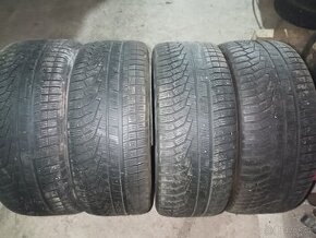 Prodám zimní pneu 275/45-20