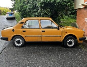 Škoda 105 (1983), 44 874 km, motor 120 – veterán / ND