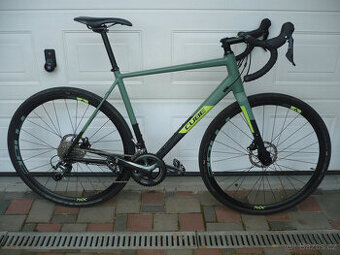 Gravel Cube Nuroad vel. L na sadě Shimano GRX 810 1x11