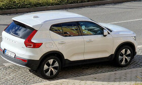 Volvo XC40 D3 2WD 2,0tdi Momentum 2018,model 2019