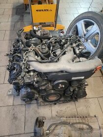Touareg Audi Q7 3.0tdi Motor