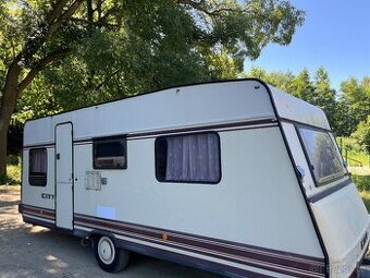 Karavan Knaus