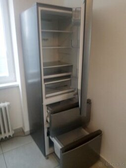 Lednice s mrazákem