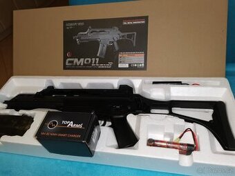 Airsoft gun CM011 včetně příslušenství /baterky/