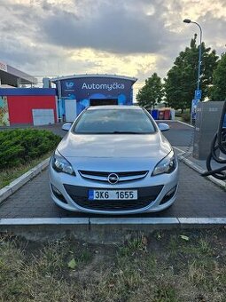 Opel astra J