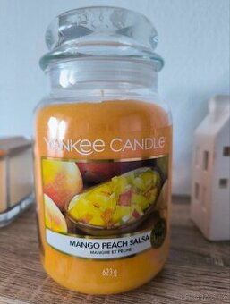 Svíčka Yankee Candle Mango peach salsa
