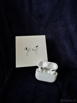 AirPods Pro 1 s bezdrátovým nabíjecím pouzdrem - 1