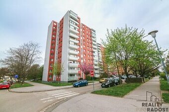 Prostorný byt 4+1 s lodžií a krásným výhledem – Brno, ul. Bo
