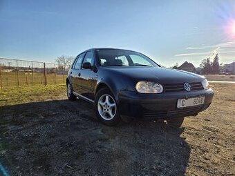 VW Golf 4, 1.4i,75ps,rok 2002,nová STK, najeto 180tis km.