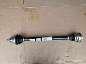 Hnací hriadeľ Audi A3,Škoda Superb 3, VW Passat B8