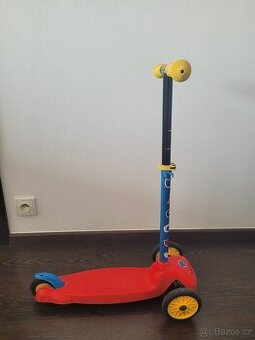 Tříkolová koloběžka dětská
