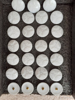 Staré skleněné knoflíky