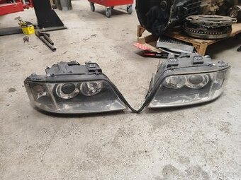 Audi A6 C5 přední xenonová světla