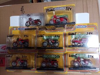 Modely motorek Jawa a ČZ 1:24