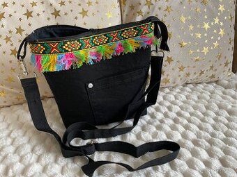 Malá kabelka, ruční práce, nová