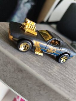50 Aniversary hotwheels limited