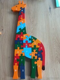 Dřevěné puzzle žirafa