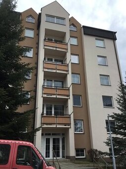 byt 3+1, sklepní kóje, 2 balkóny