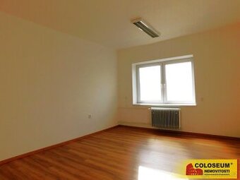 Znojmo , pronájem komerčních prostor, 22 m2 , kanceláře - ko