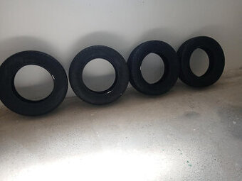 Prodám 4 Ks nejetých letních pneu Bridgestone Duravis