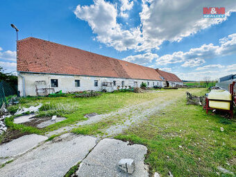 Prodej zemědělského objektu, 1100 m², Koněšín