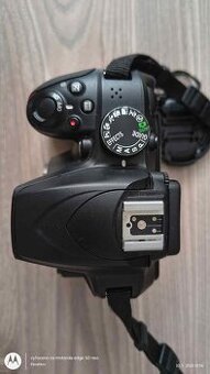 Nikon D3400 + příslušenství - 1