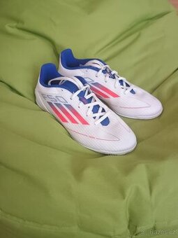 Sálovky adidas F50, vel. 40