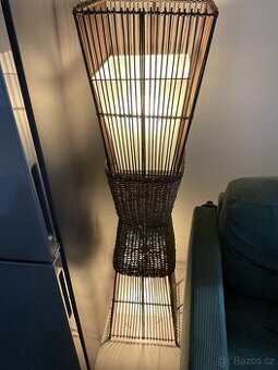 Lampa ratan