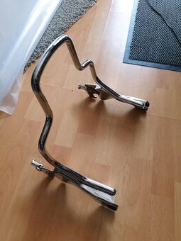 Harley Davidson® Breakout M8 Sissybar chrom