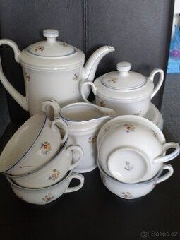 nádherný porcelánový servis