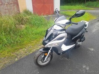 Skútr Kreidler Hiker 50 - 1