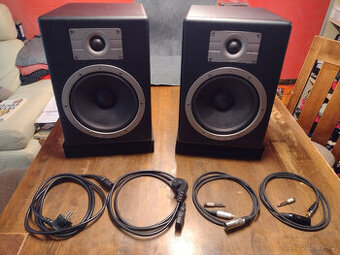 studio monitory ESI nEar08
