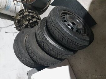 175/60 R14 plechové disky