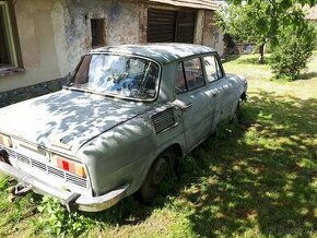 Škoda 100